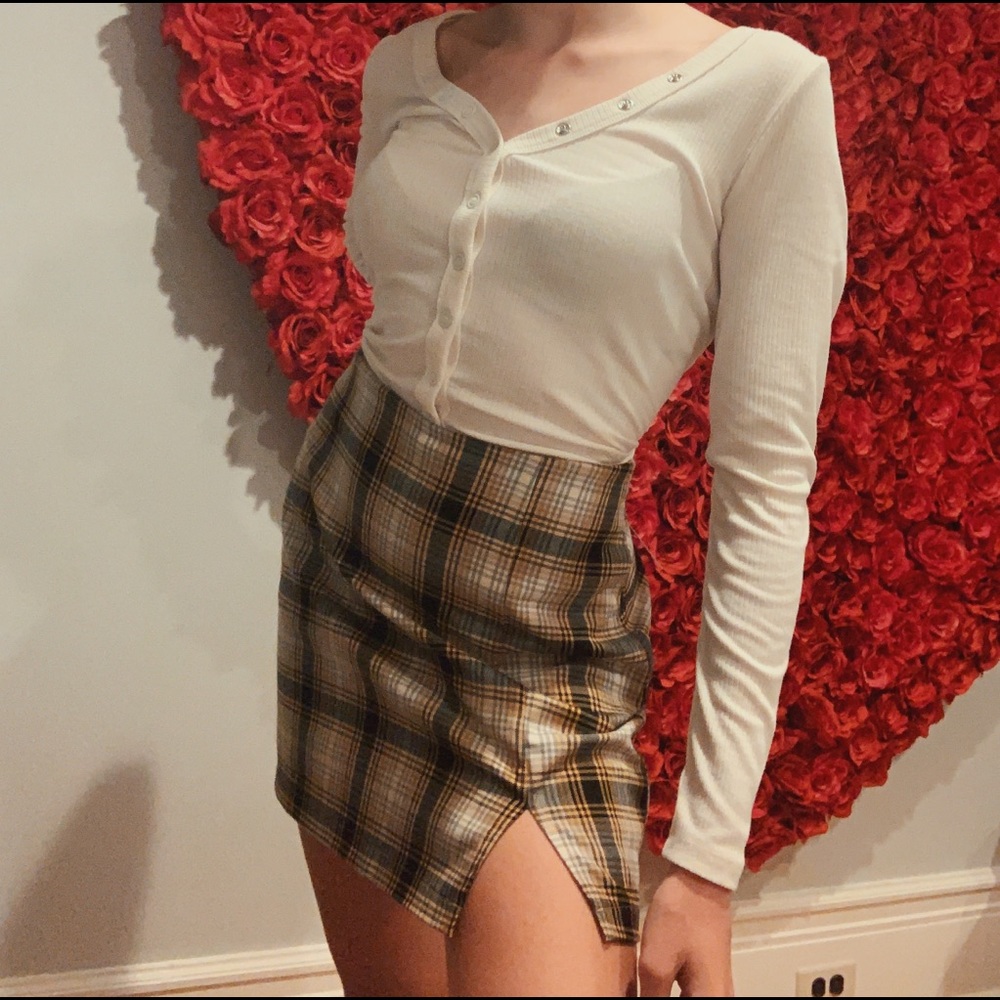 new w tags urban outfitters skirt!!
